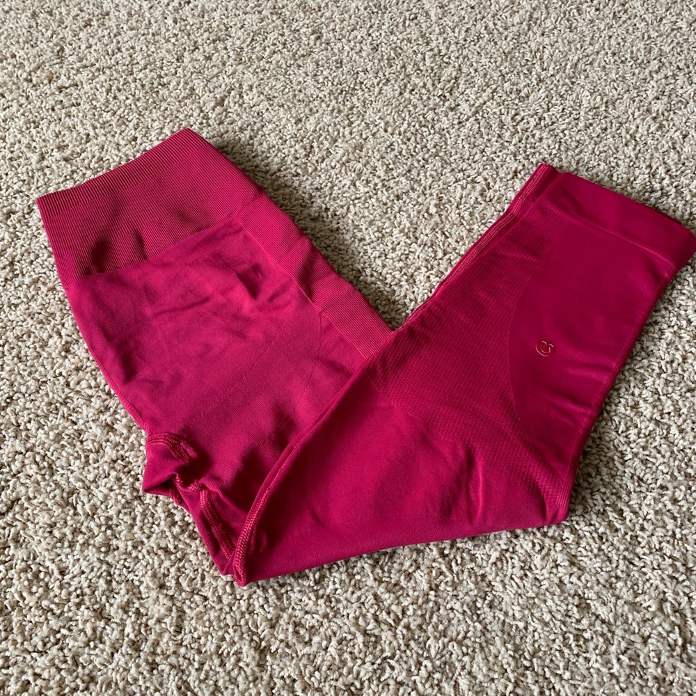 Lululemon zone in capris